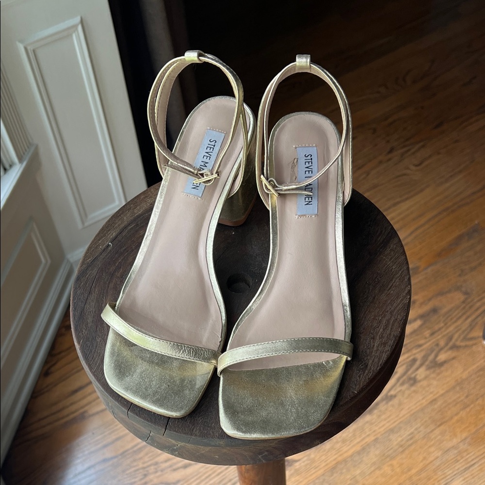 Steve Madden Metallic Gold Heels